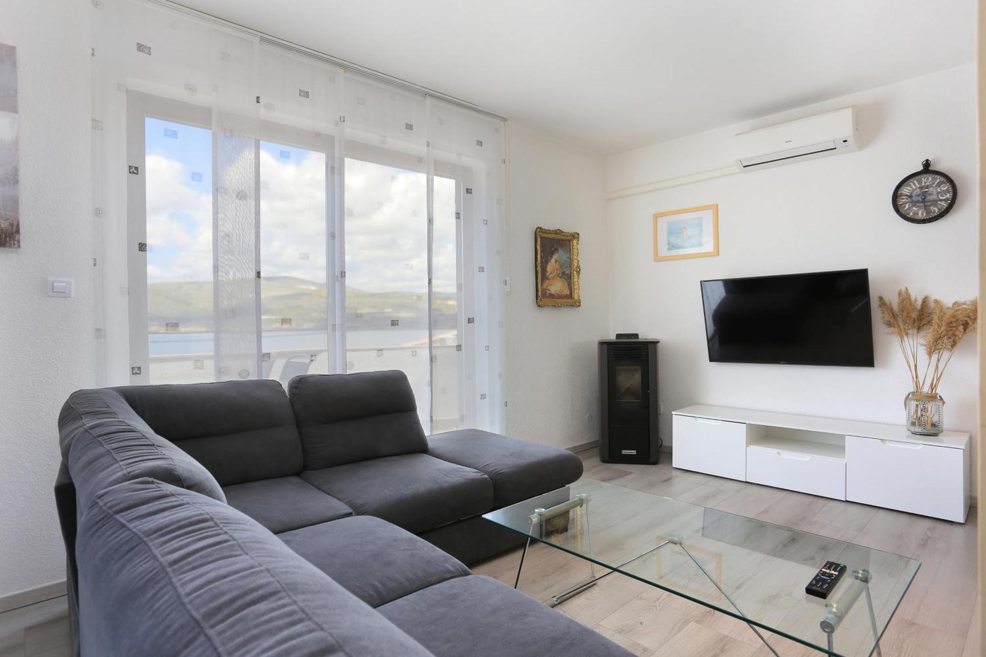 Apartments With A Parking Space Mastrinka, Ciovo - 4324 Trogir Ruang foto