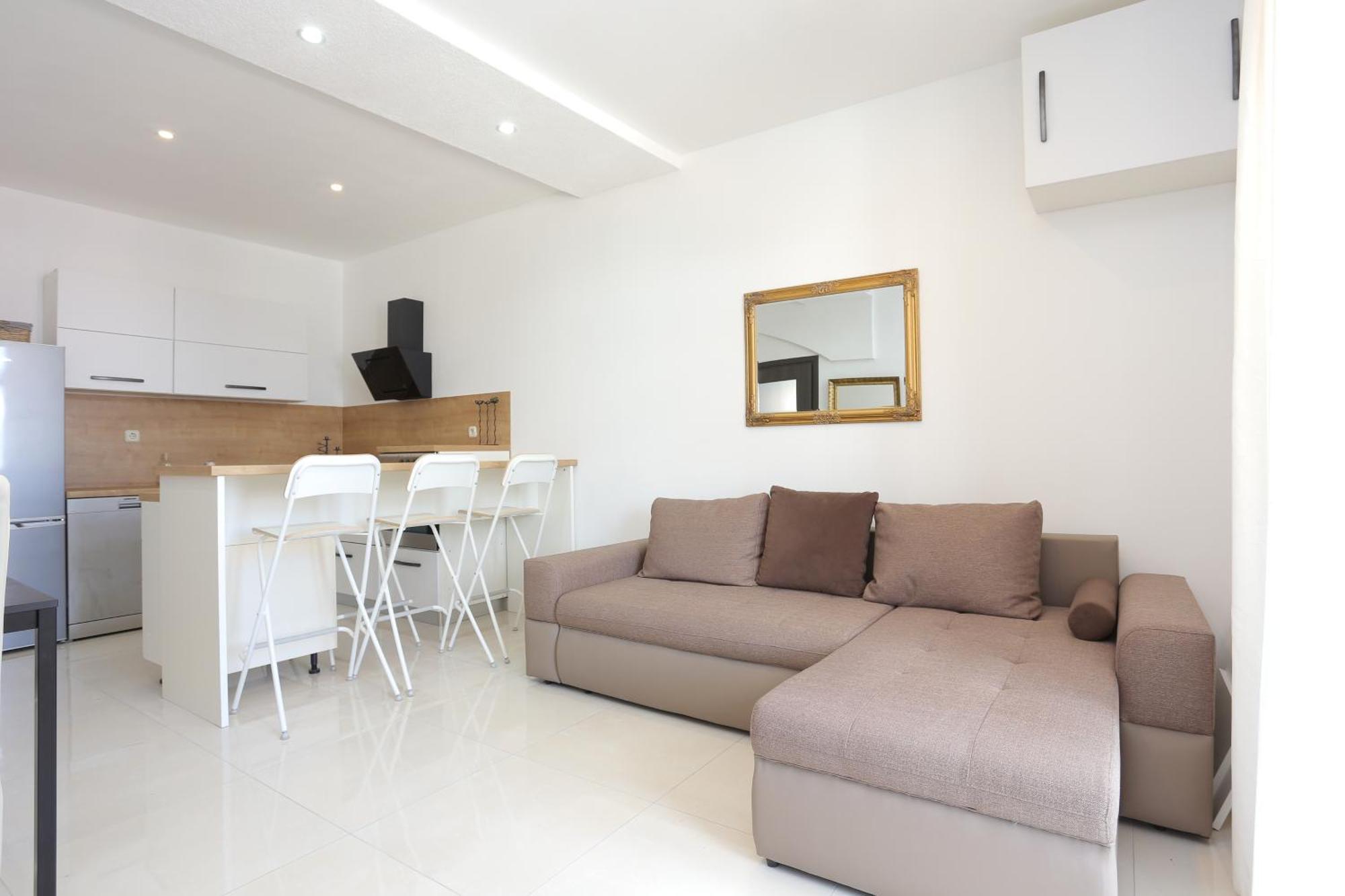 Apartments With A Parking Space Mastrinka, Ciovo - 4324 Trogir Ruang foto