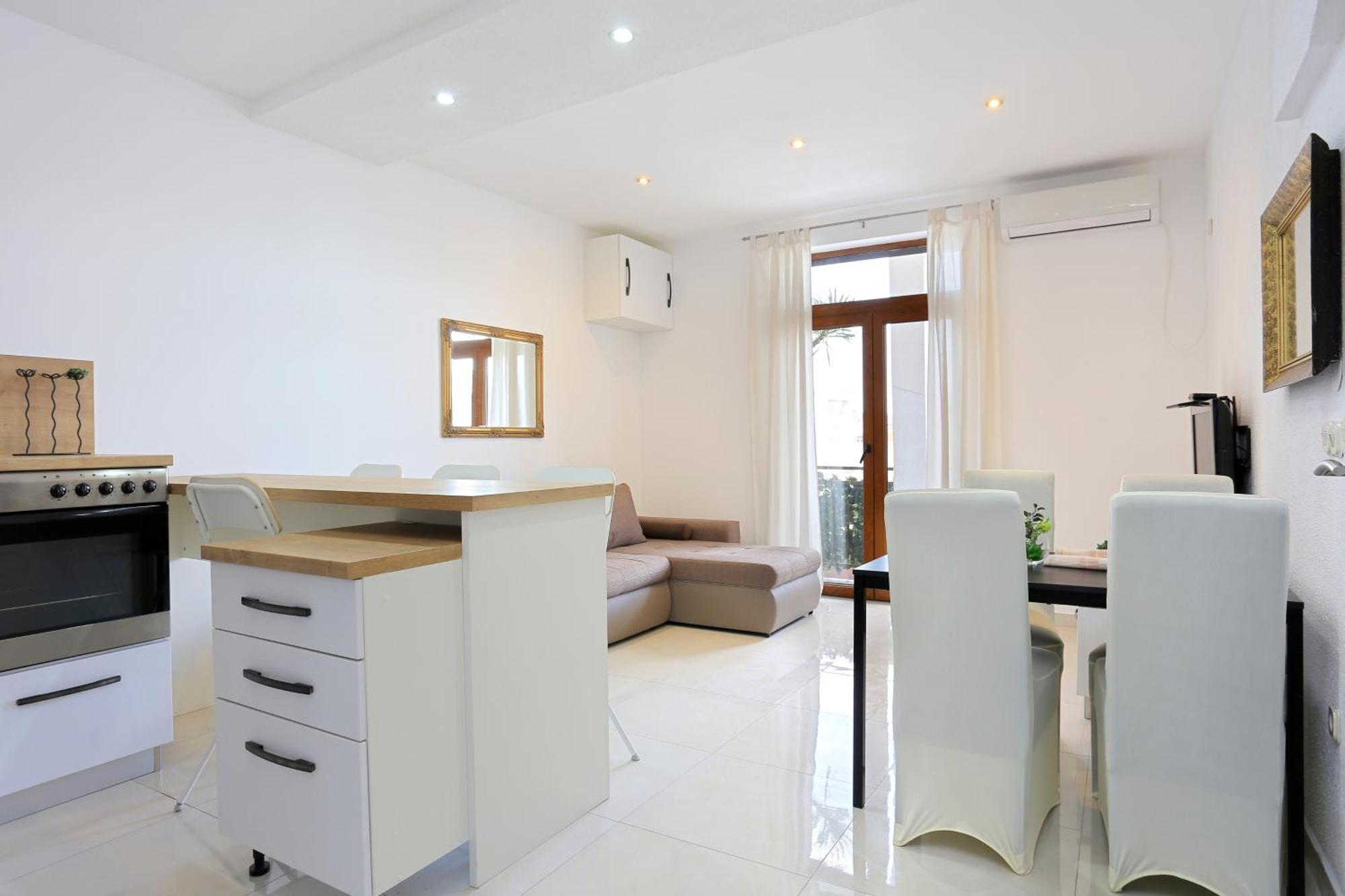 Apartments With A Parking Space Mastrinka, Ciovo - 4324 Trogir Ruang foto