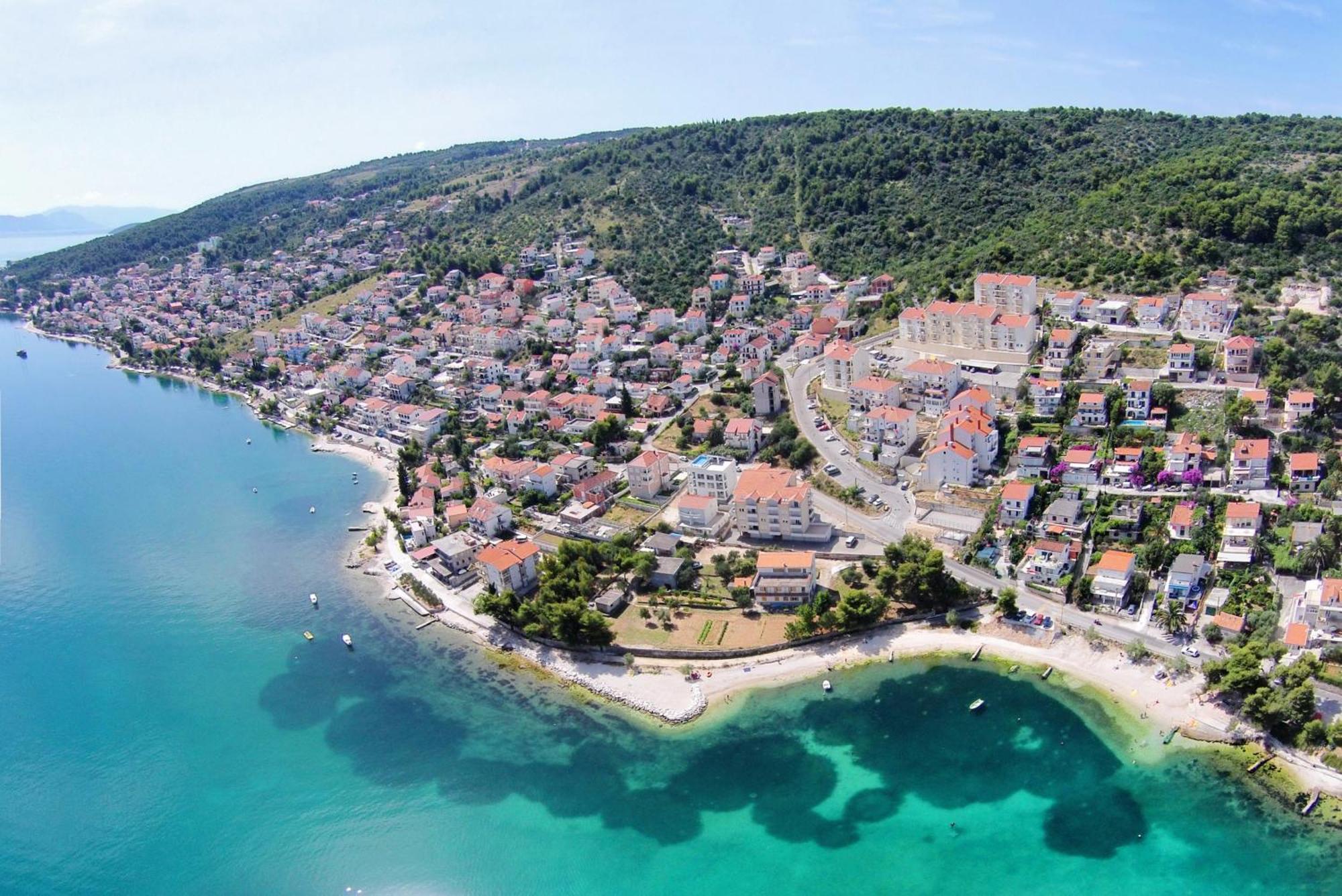 Apartments With A Parking Space Mastrinka, Ciovo - 4324 Trogir Bagian luar foto