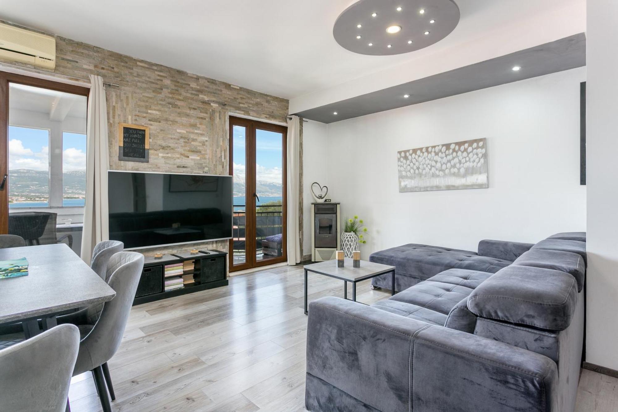 Apartments With A Parking Space Mastrinka, Ciovo - 4324 Trogir Bagian luar foto